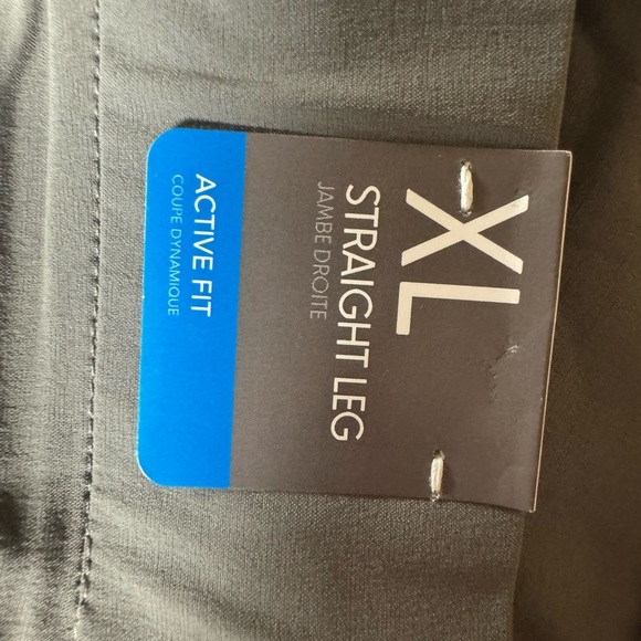 Columbia Gray XL Cargo Pants with Comfort Fit hiking or outdoor wear - Picture 4 of 5